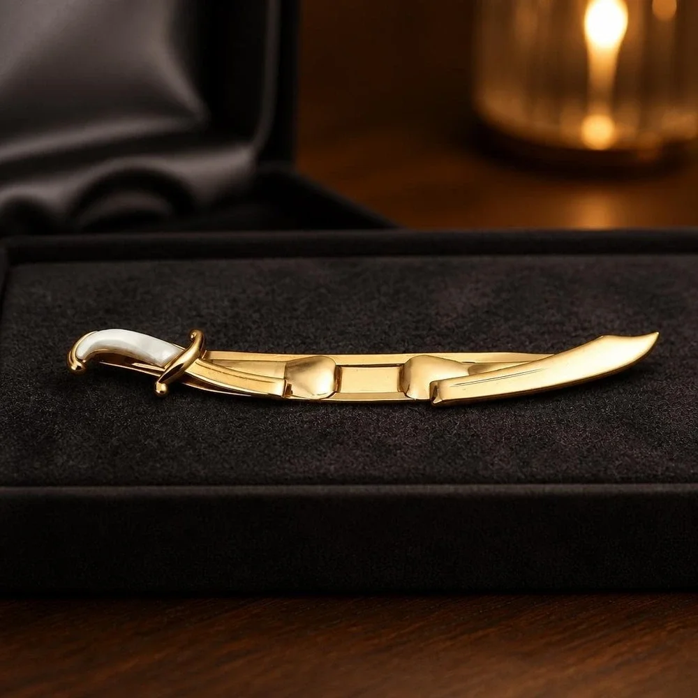 Vintage Swank Goldtone Sword Scimitar Tie Clip Bar Mother of Pearl Handle